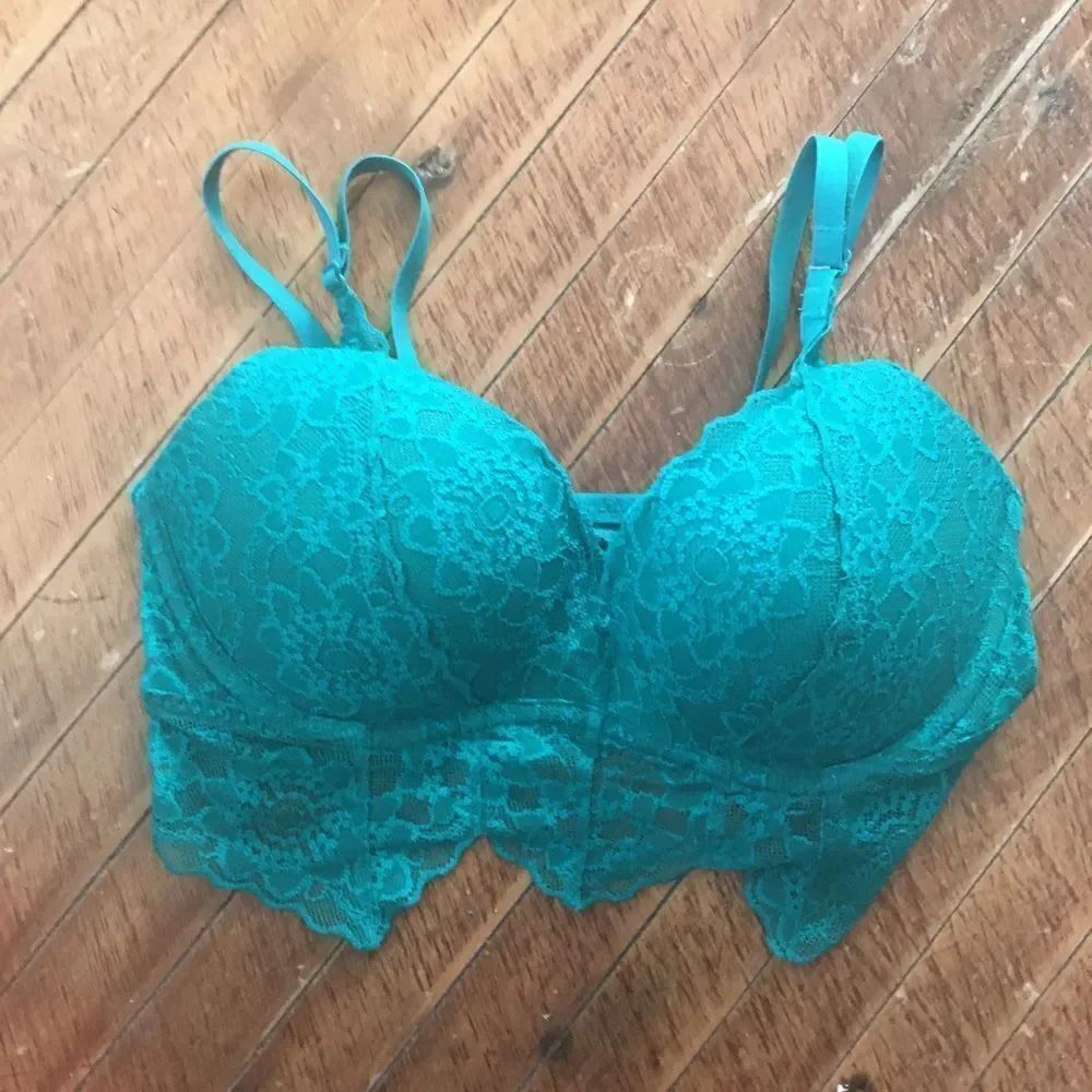 Victoria’s Secret teal lace S Lovecore Bralette